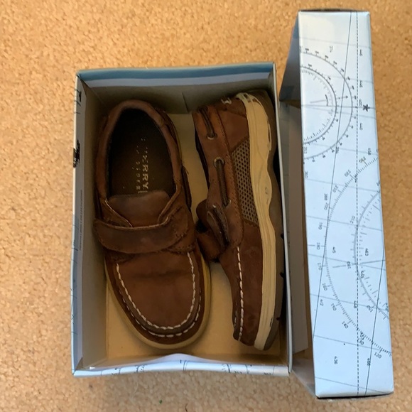 Sperry shoes for little boy - Picture 2 of 8